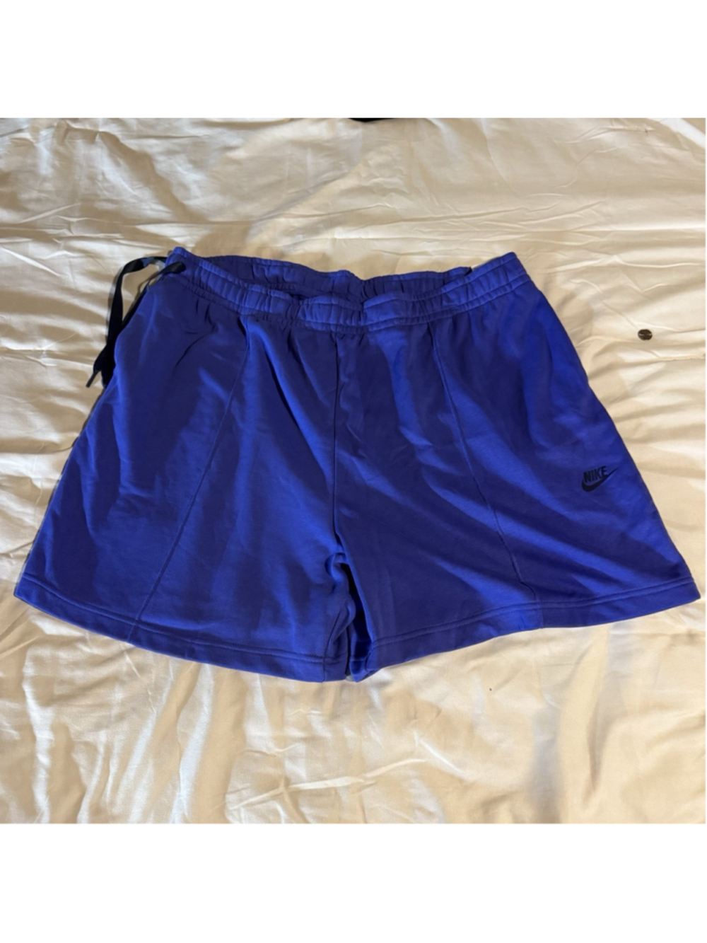Women’s Nike Shorts Loose Fit High Rise Size XXL Side Drawstring